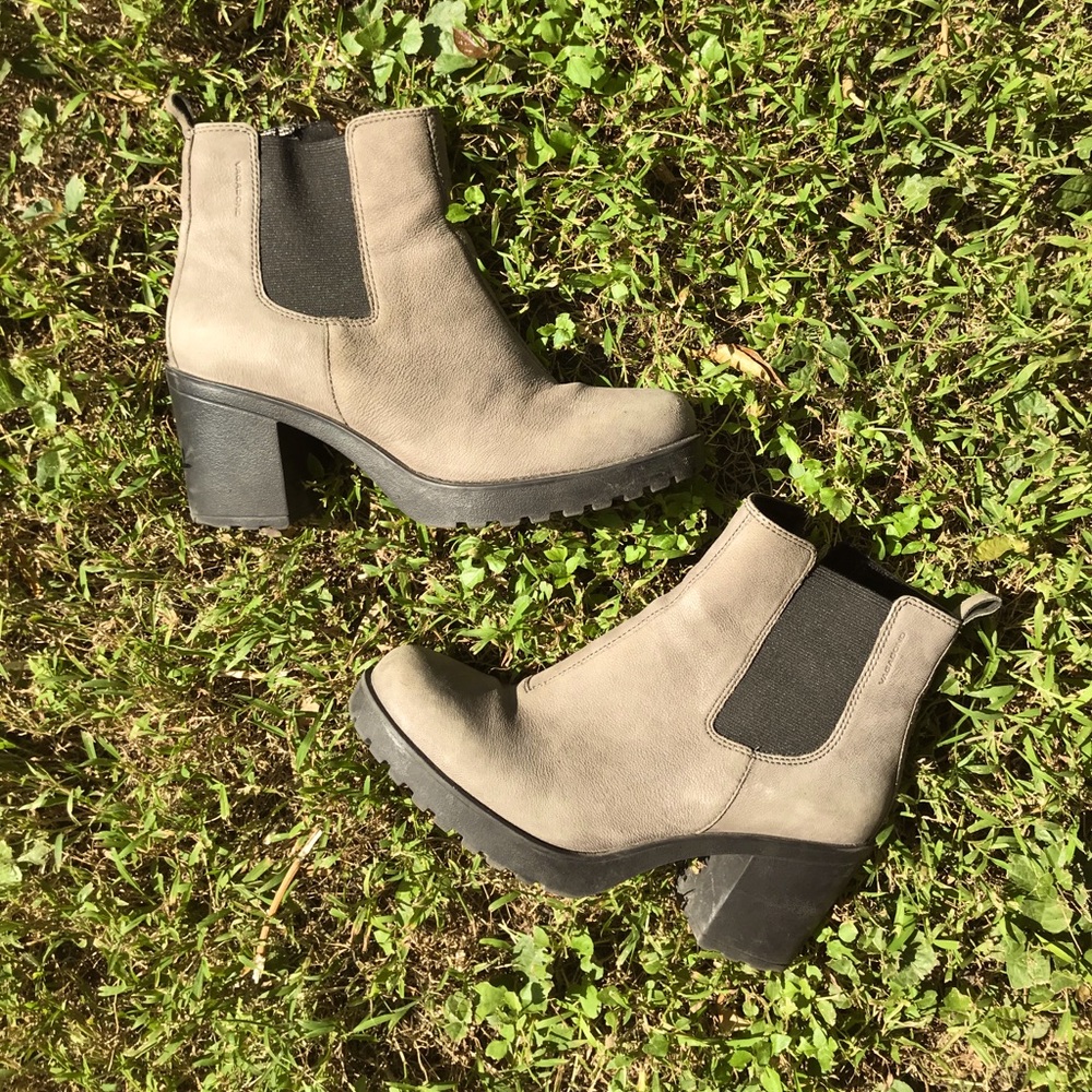 Vagabond Chelsea boots